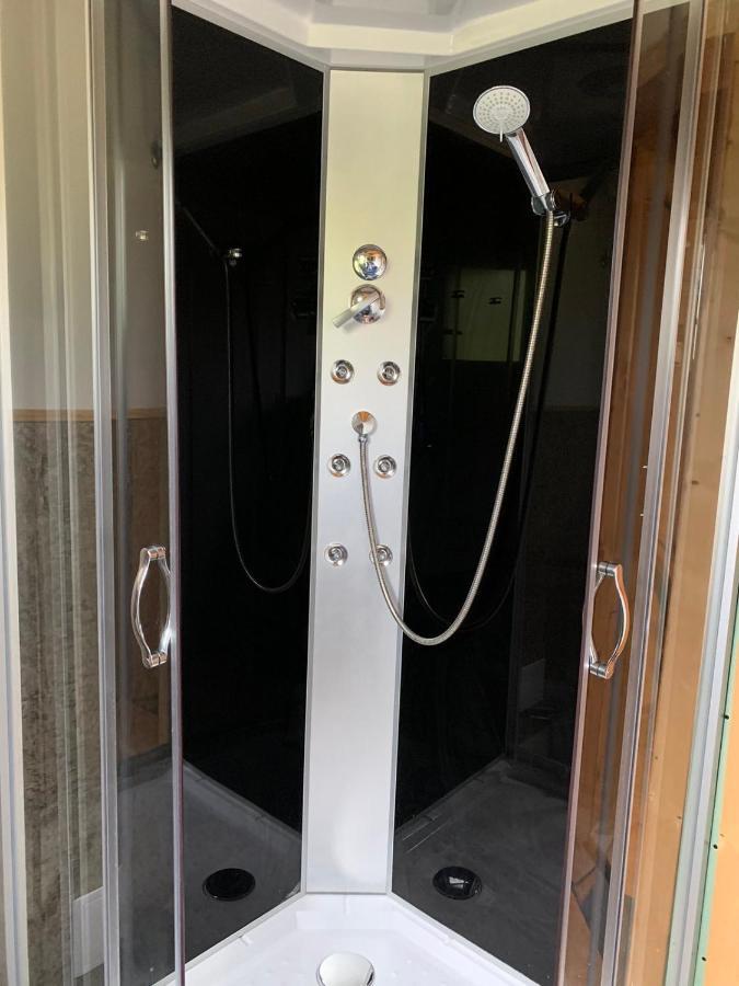 Eszter-Haz Hotel Kisapati Luaran gambar