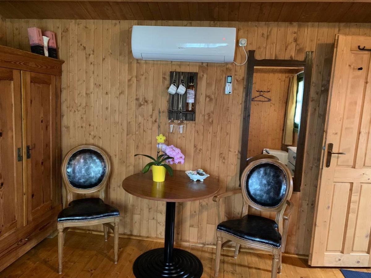 Eszter-Haz Hotel Kisapati Luaran gambar